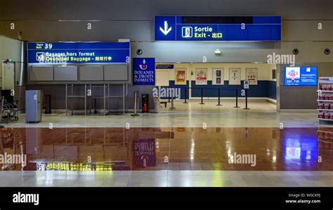 cdg terminal 2e check in.